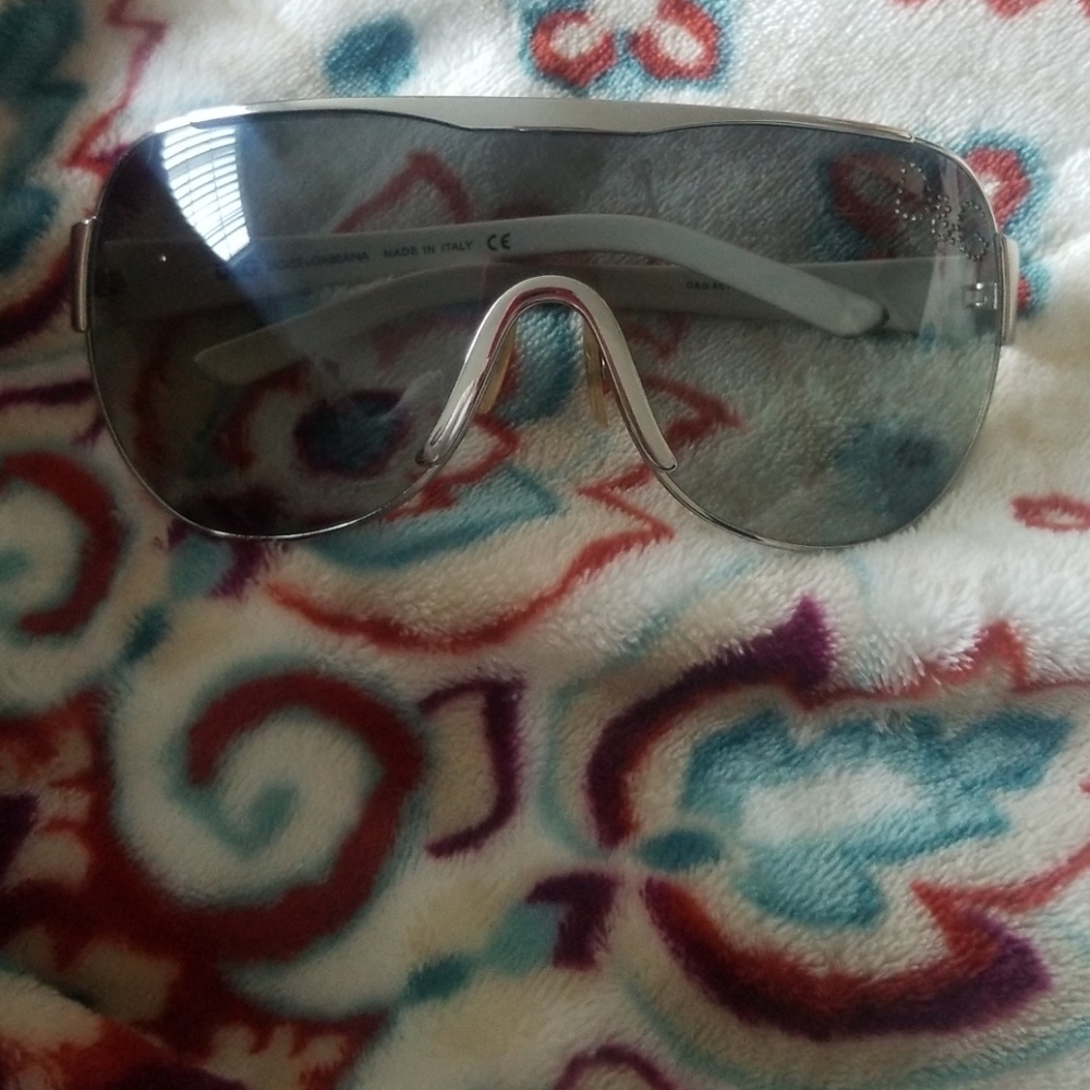 Dolce & Gabbana sunglasses - Picture 3 of 8